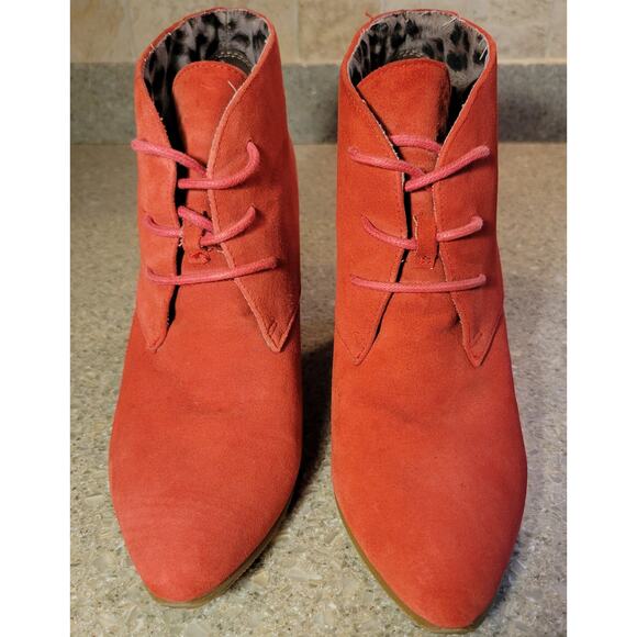 Coral Suede 3.75 Wedge Lace Up Ankle Booties Leopard Print interior Sz 8.5 ENVY - Picture 2 of 6